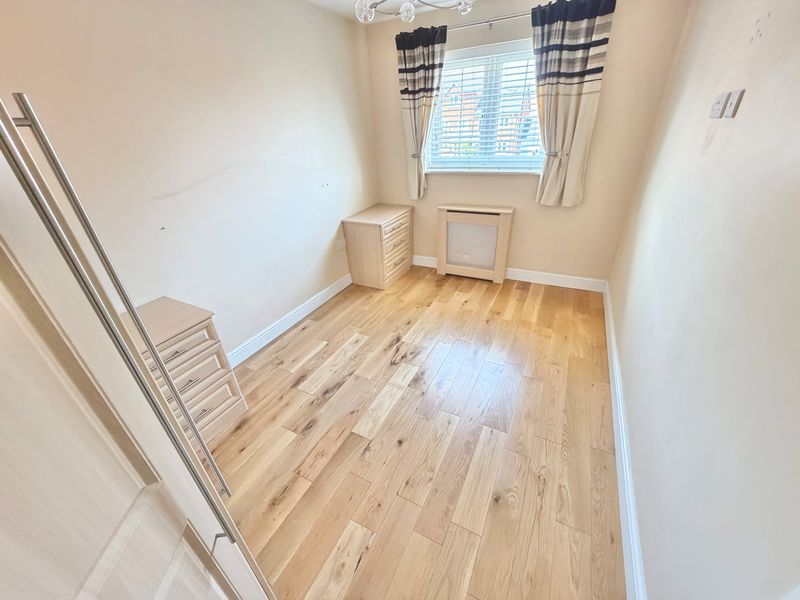 Standingwood Road